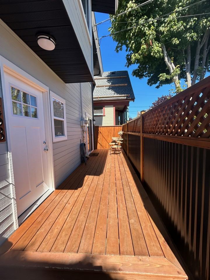 442 438-442 Montreal Street #438 - Photo 2 of 8