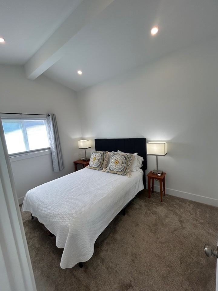 442 438-442 Montreal Street #438 - Photo 5 of 8