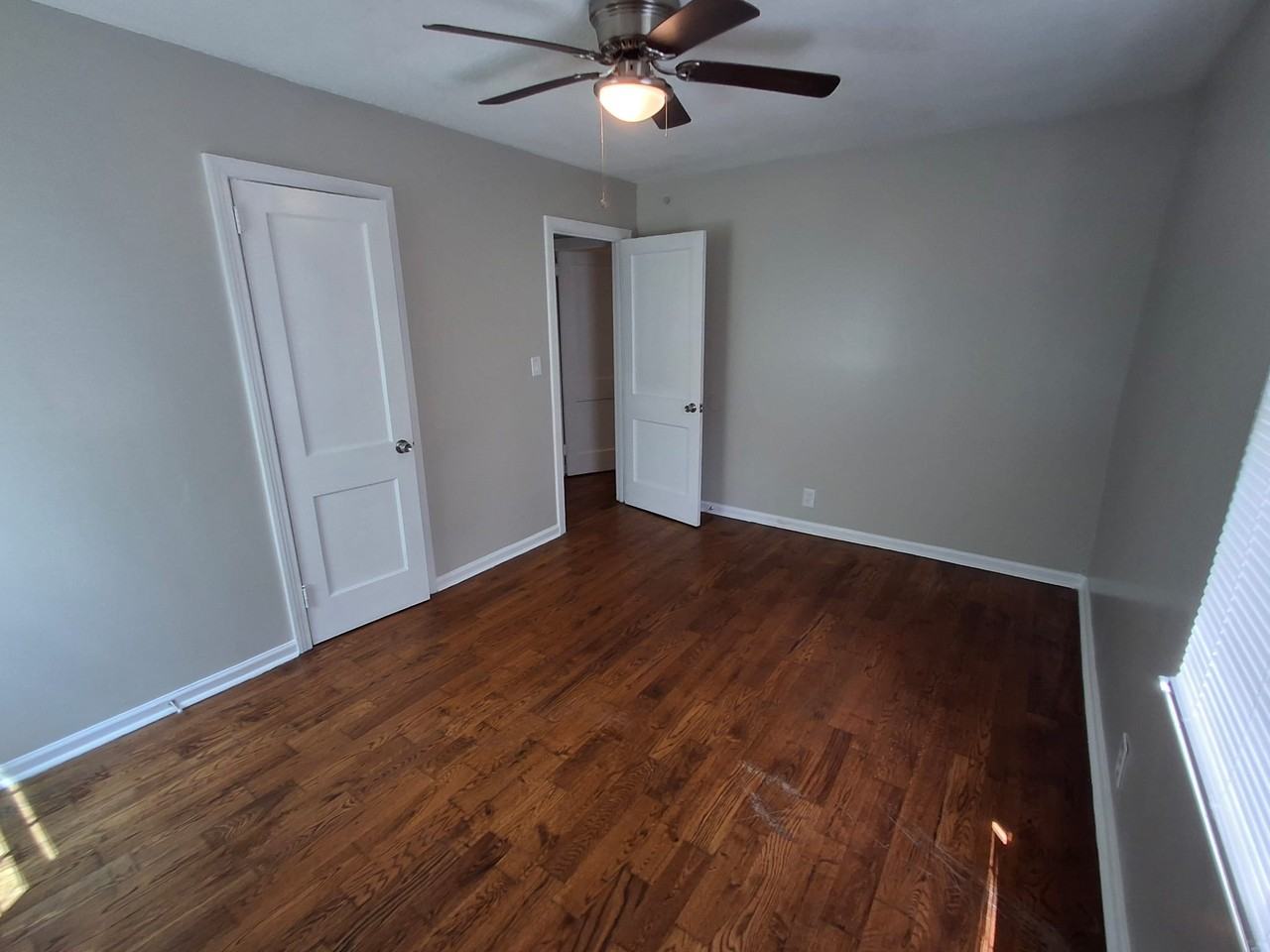 825 Crestline Cir Nw #1 - Photo 5 of 13