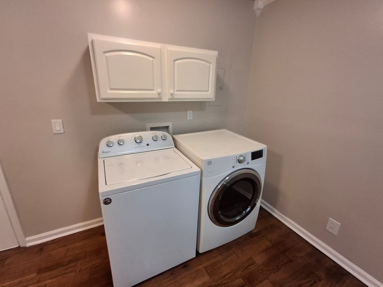 825 Crestline Cir Nw #1 - Photo 7 of 13