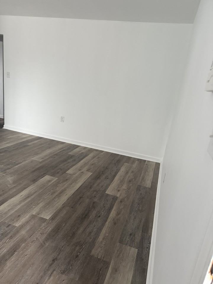 1830 Grandin Rd Sw #103 - Photo 2 of 8