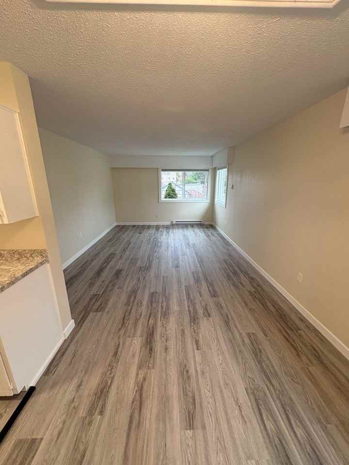 1111 Hillside Ave #303 - Photo 2 of 8