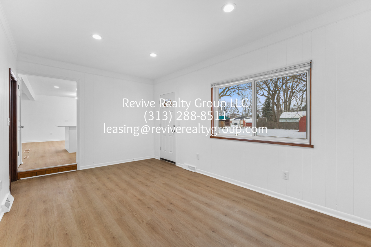 5337 Botsford Ave #1 - Photo 6 of 18