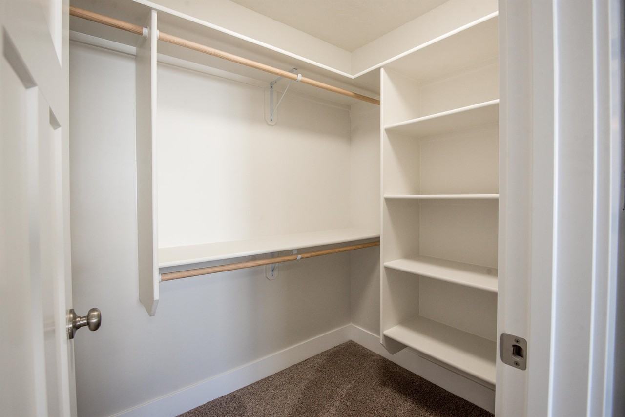 821 Nw 21st St #821 - Photo 3 of 14