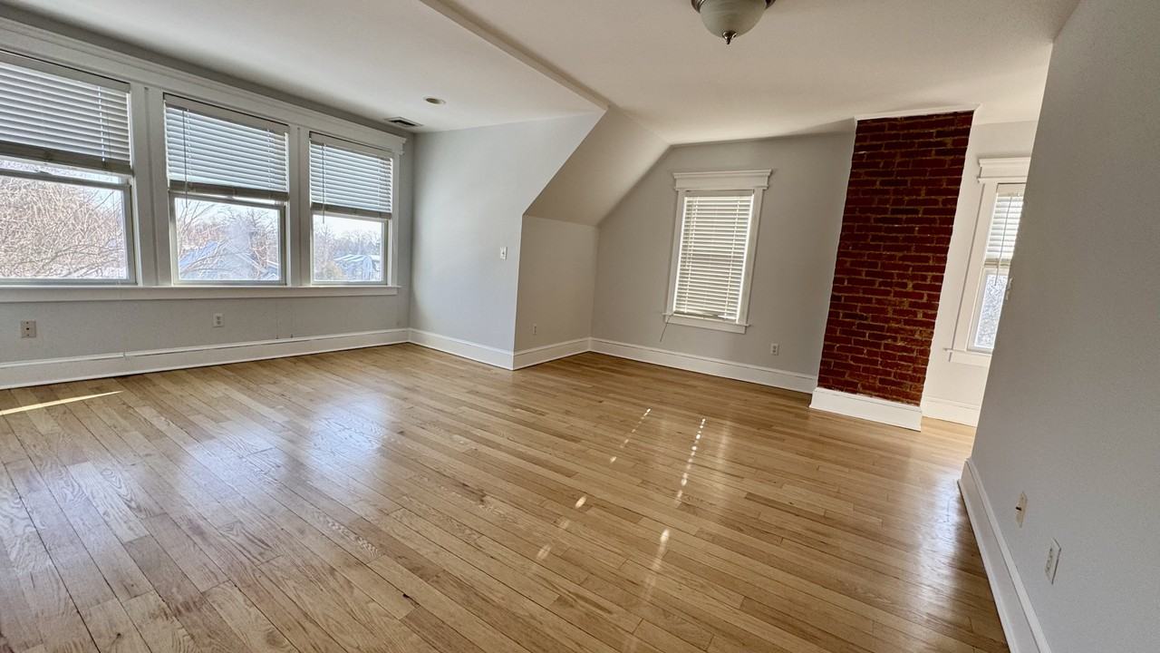 331 Orange Rd Fl 2 #FL2 - Photo 5 of 9