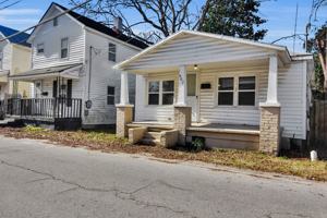 featured image of 607 1st Ave #1