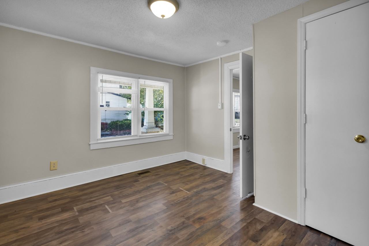 607 1st Ave #1 - Photo 6 of 50