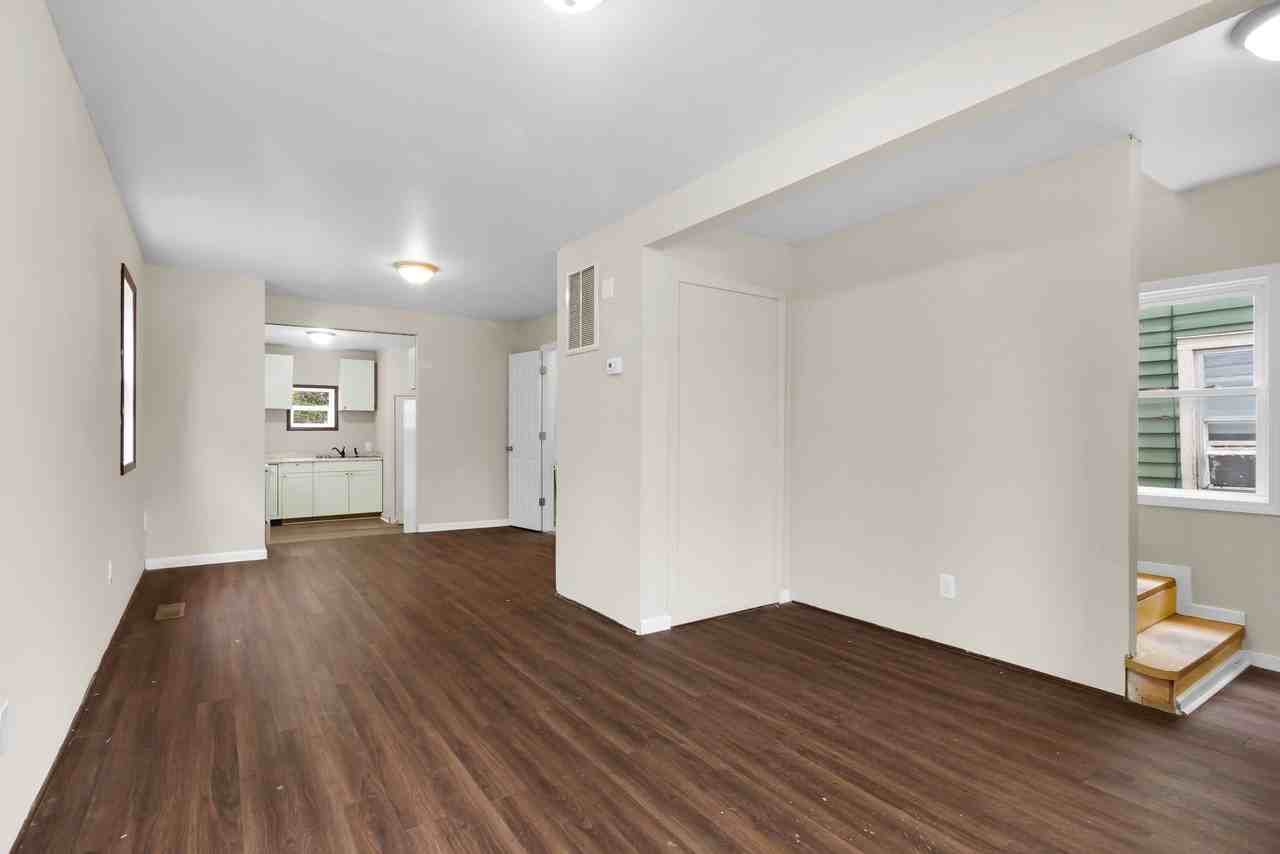 708 2nd Ave #1 - Photo 3 of 50