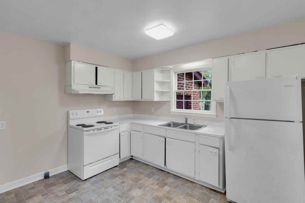 1508 Beaufort St #1 - Photo 6 of 50