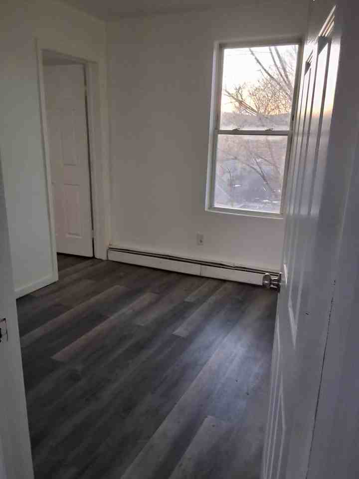 6 S Clinton St #7 - Photo 2 of 6
