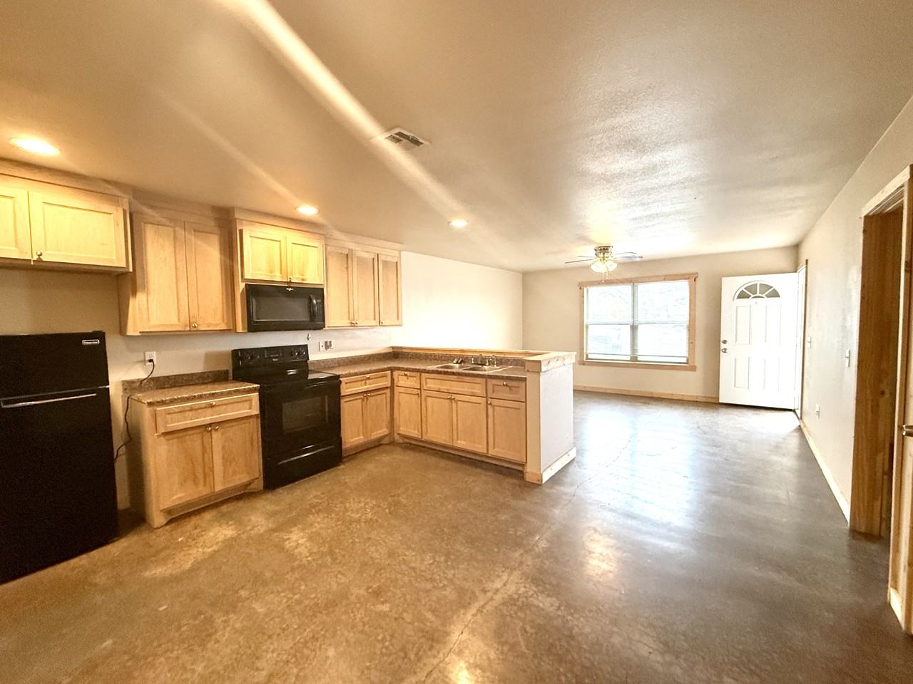 11953 Sandpiper Rd #1 - Photo 5 of 17