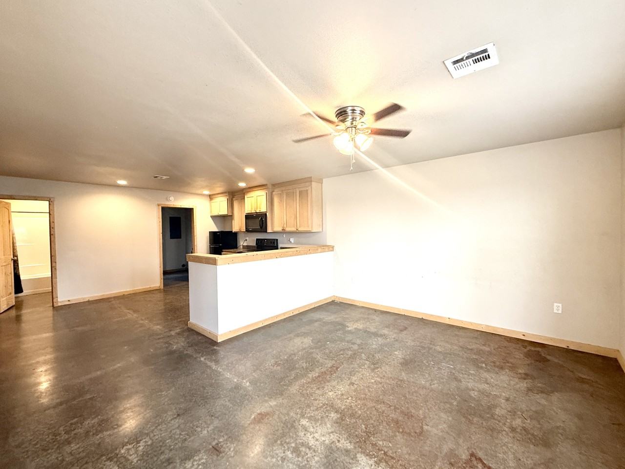 11953 Sandpiper Rd #1 - Photo 6 of 17