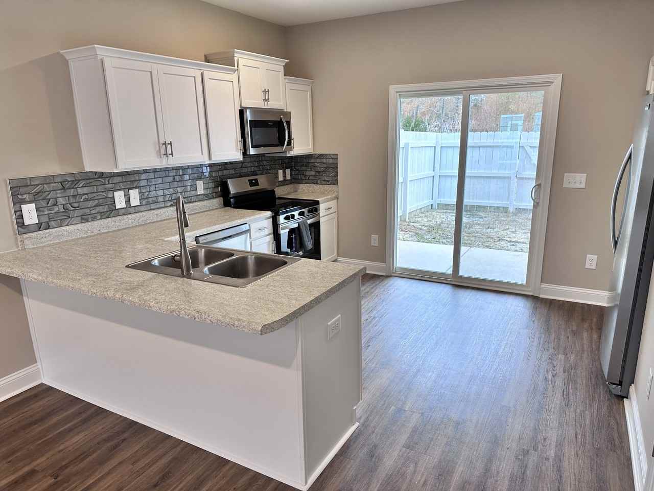 617 Jacks Crossing Dr #1 - Photo 5 of 19