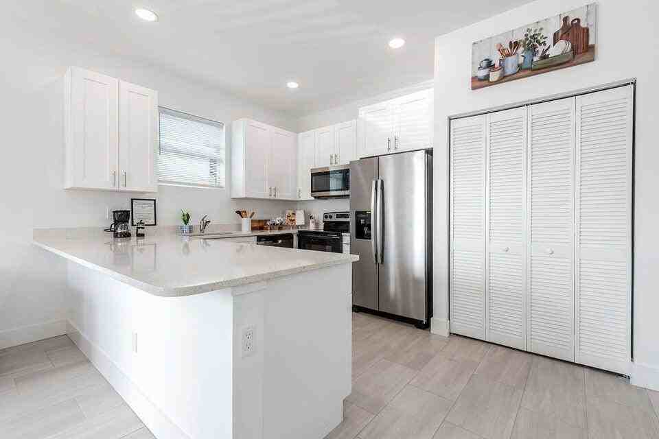 3514 Hiawatha Ave #1 - Photo 7 of 50