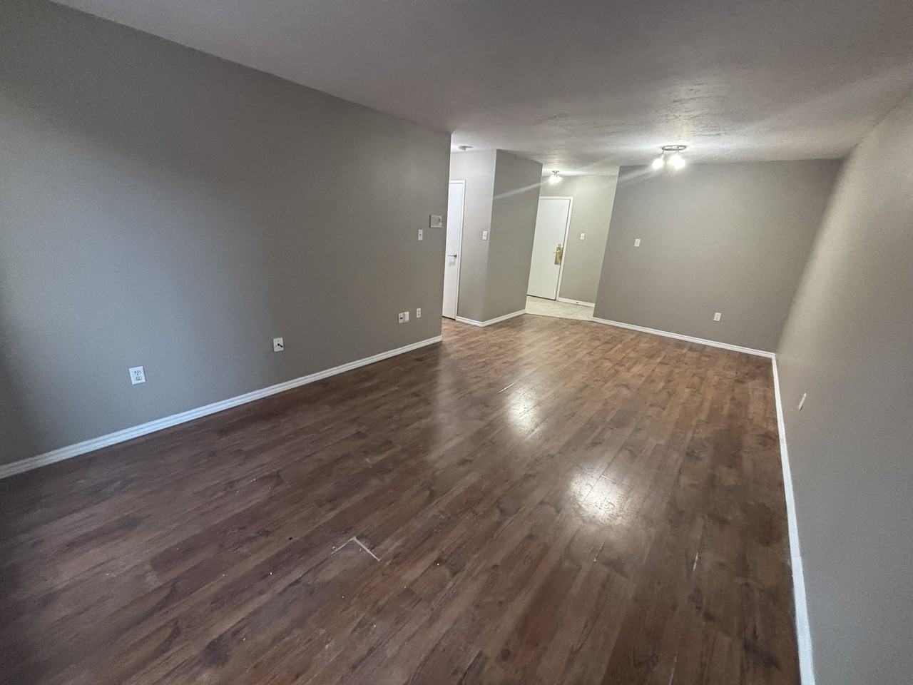 225 203-225 Old Carraige Drive #203 - Photo 2 of 10