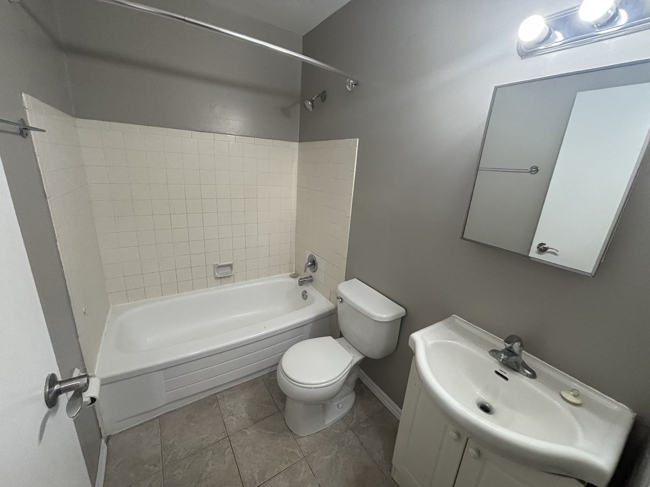 225 203-225 Old Carraige Drive #203 - Photo 6 of 10