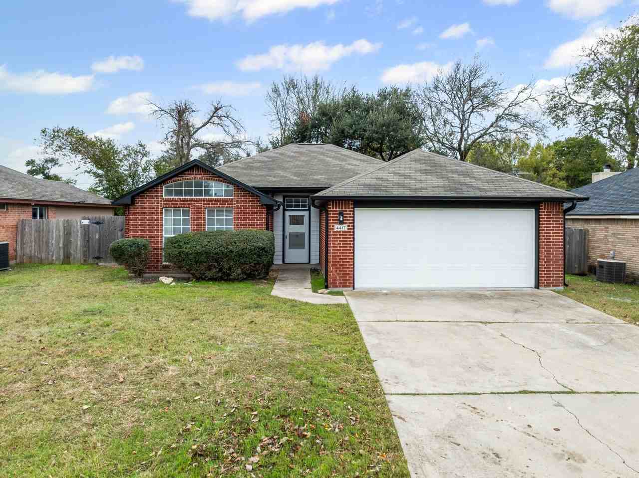 4417 Briarwood Dr #1 - Photo 2 of 24