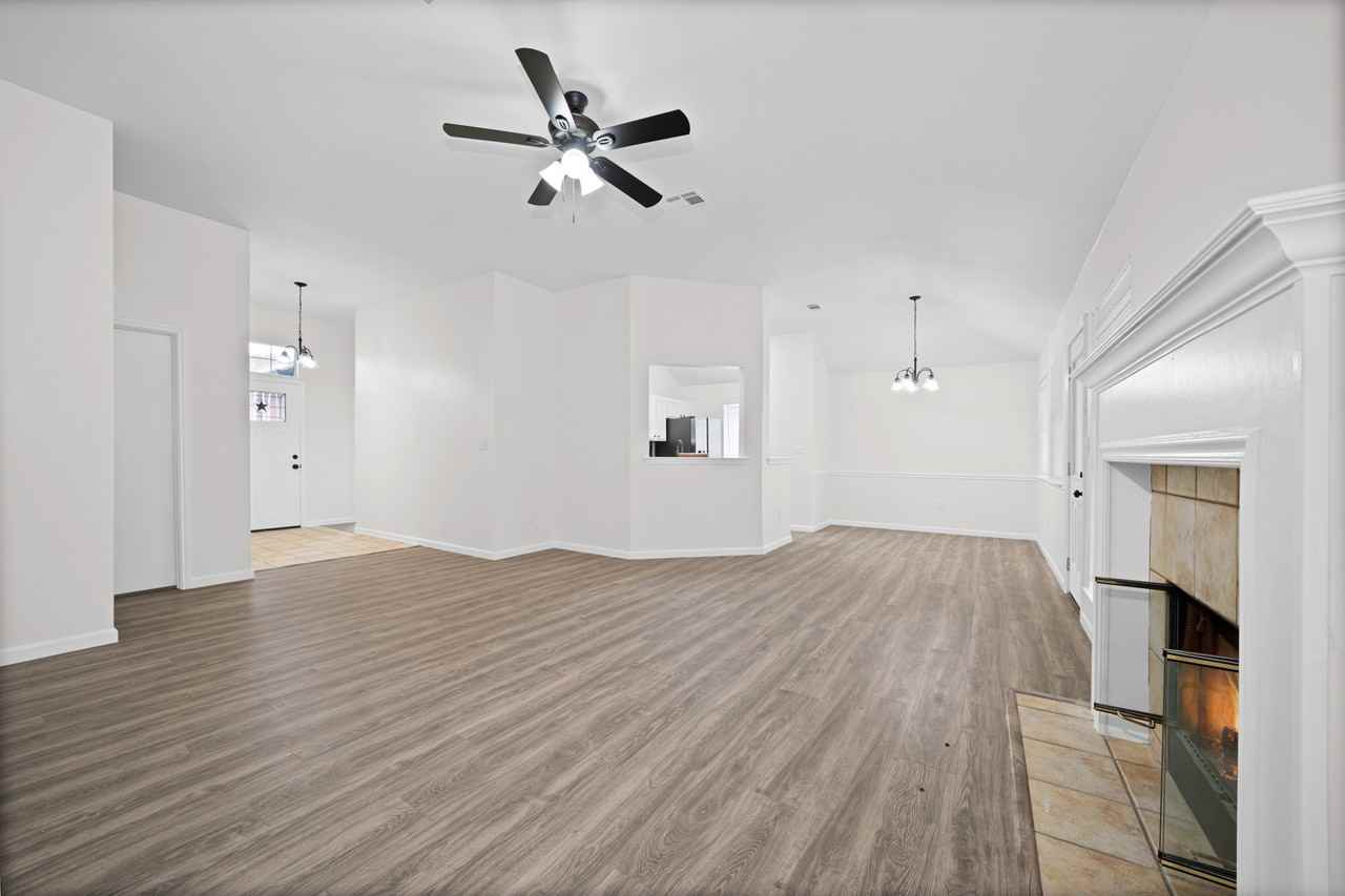 4417 Briarwood Dr #1 - Photo 7 of 24