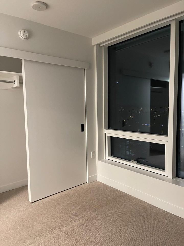 5058 Joyce Street #906 - Photo 6 of 9