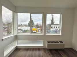 featured image of 7424 N Saint Louis Ave