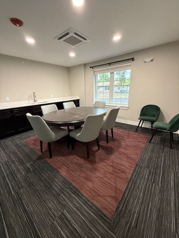 1910 Springfield Rd - Photo 7 of 10