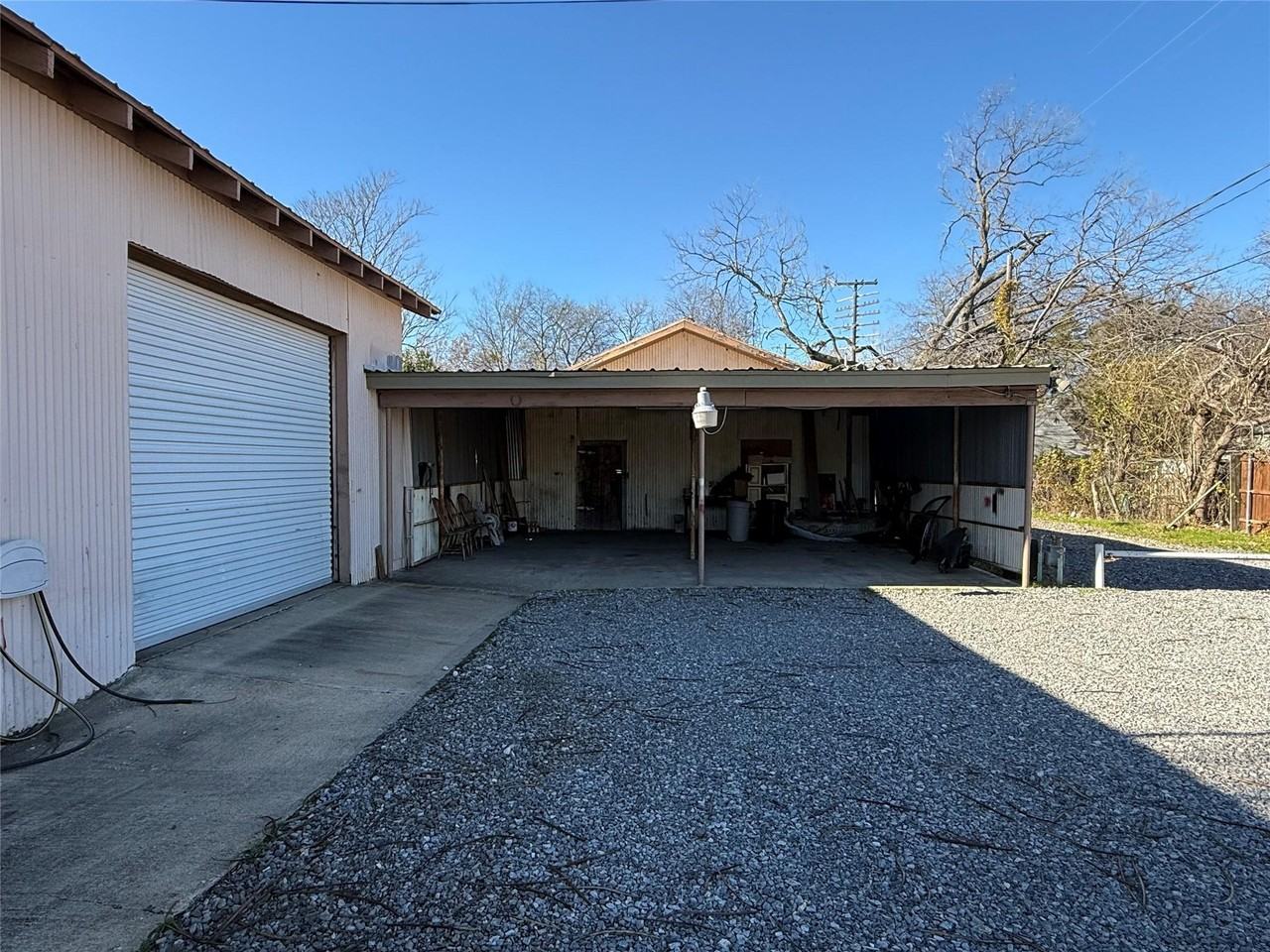 519 S Armstrong Ave #1 - Photo 5 of 10