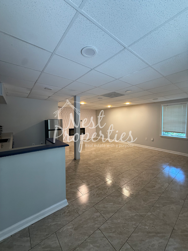 134 Barnsley Rd #1 - Photo 2 of 8