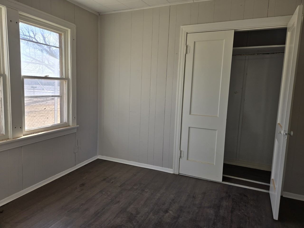 1918 18th St #B - Photo 6 of 7