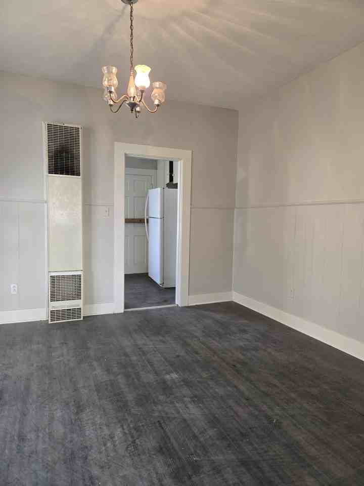 1918 18th St #A - Photo 3 of 10