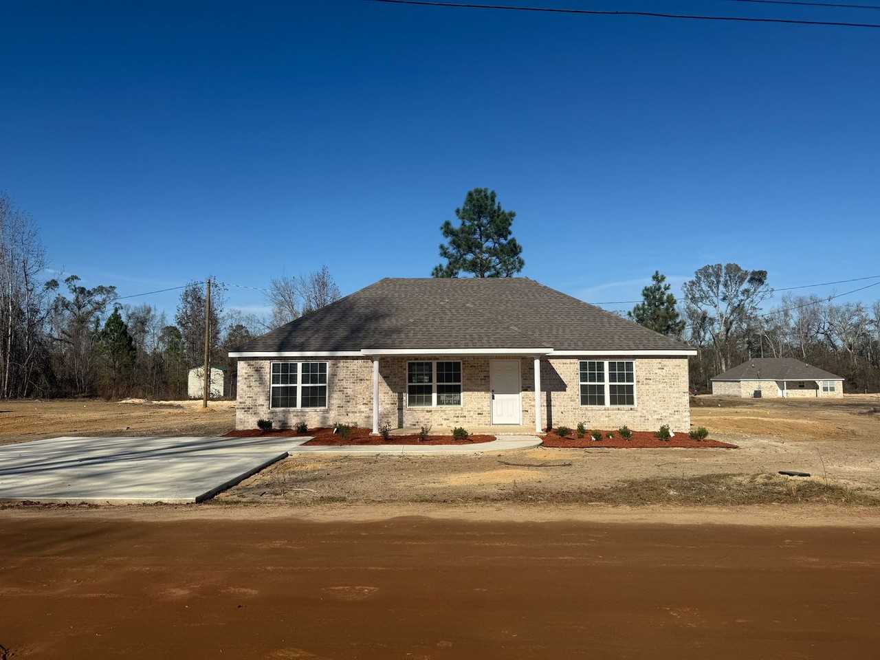 178 Hunington Cir - Photo 2 of 14