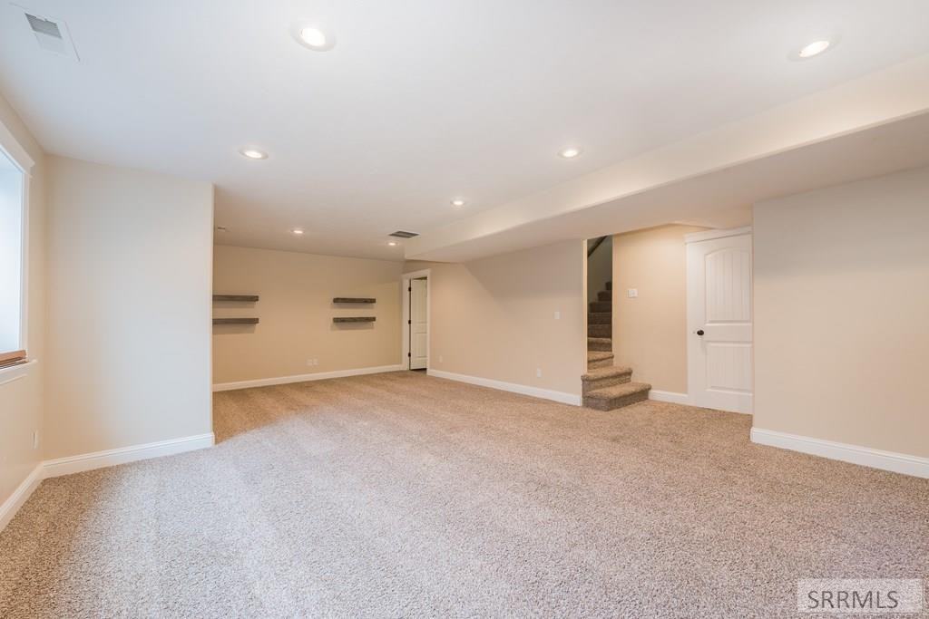 6430 E Mansion Hill Dr #1 - Photo 3 of 15