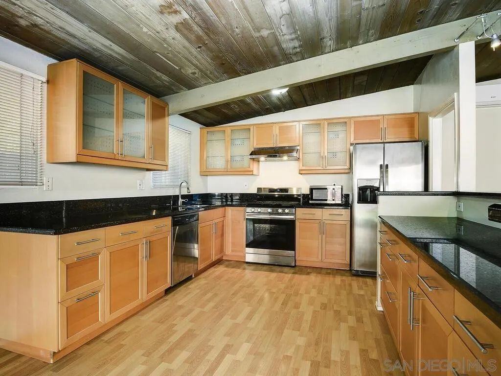 5442 Baja Dr #1 - Photo 2 of 24