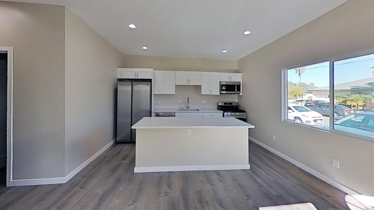 5063 Alumni Pl #5063 - Photo 3 of 16