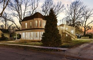 105 Sw 9th St #D - Photo 1 of 1