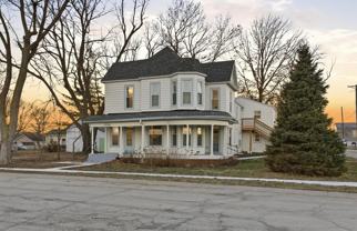 105 Sw 9th St #C - Photo 1 of 1