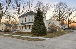 105 Sw 9th St #B - Photo 1 of 1