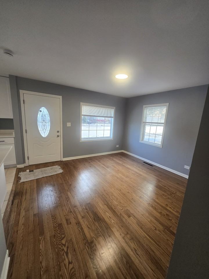 22 N Lewis Ave #1 - Photo 2 of 18