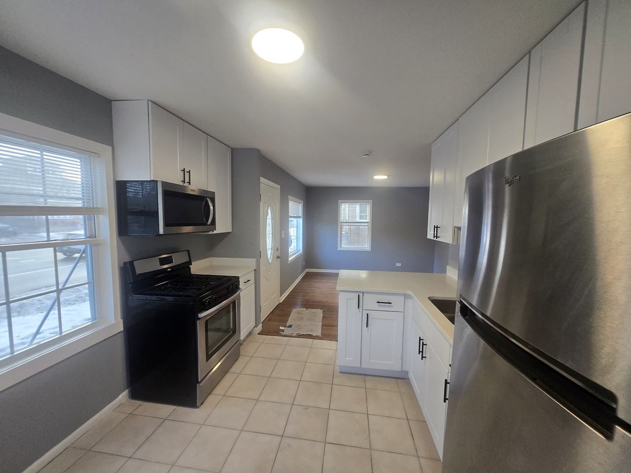 22 N Lewis Ave #1 - Photo 5 of 18