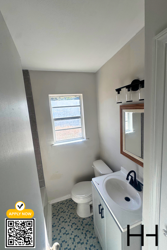 132 Frances St #1 - Photo 5 of 11