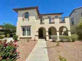 featured image of 3727 N Springfield St #1