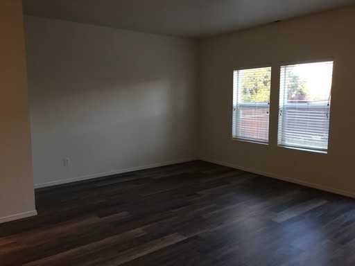 2002 Sw Canyon Dr #3 - Photo 4 of 20