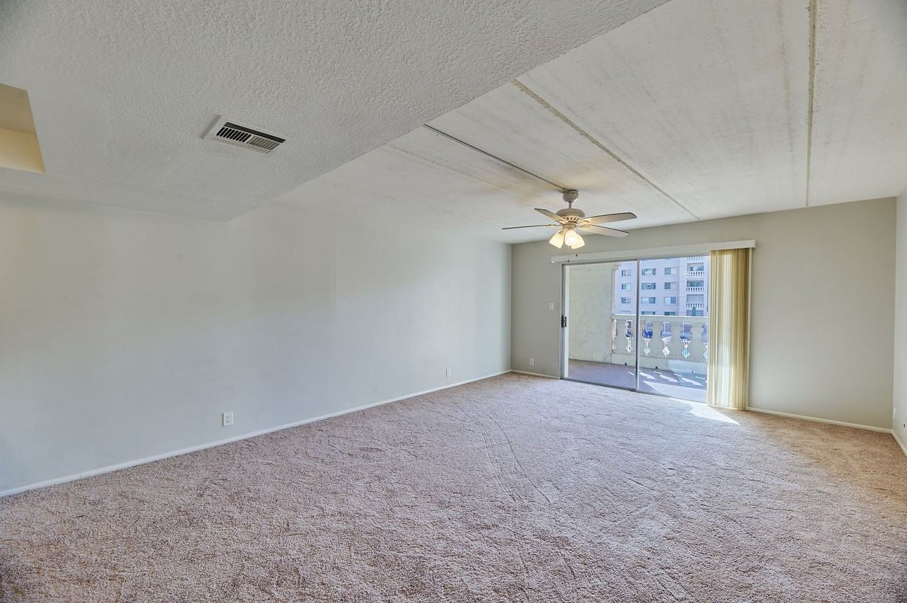 7960 E Camelback Rd - Photo 3 of 20