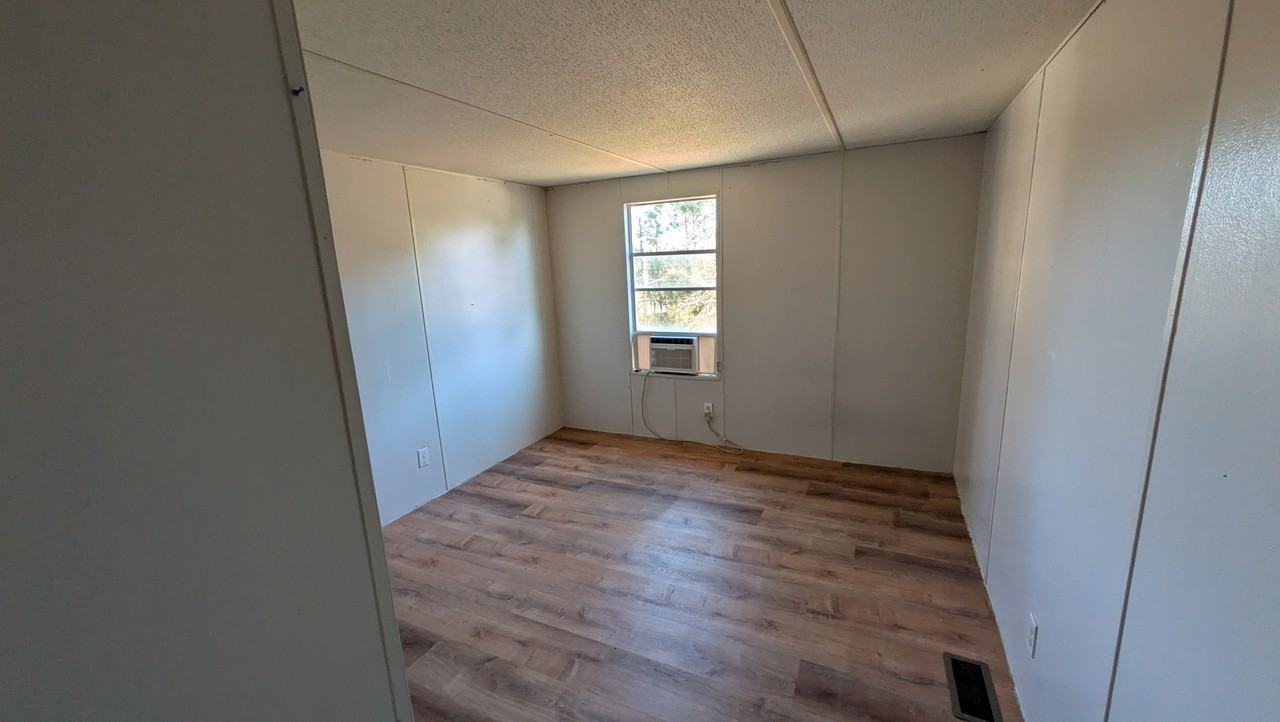 132 L And L Ln #132 - Photo 5 of 10