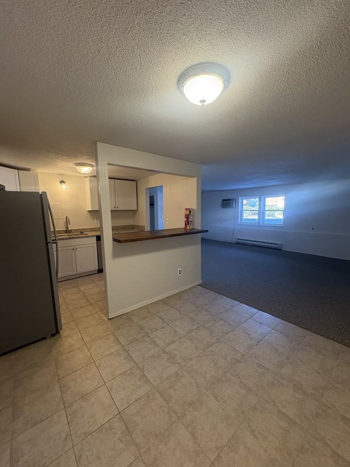 80 Damon Rd #1109 - Photo 2 of 9