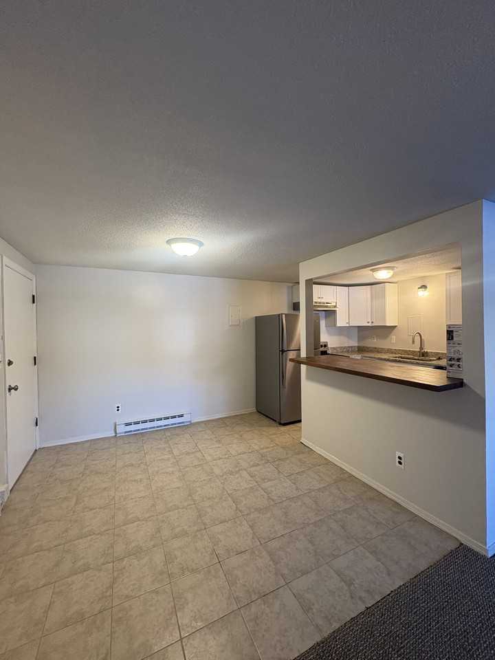 80 Damon Rd #1109 - Photo 4 of 9