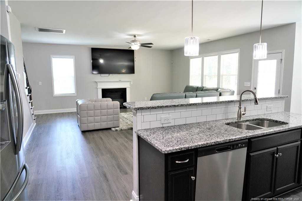 113 Nairn St #NR - Photo 7 of 36