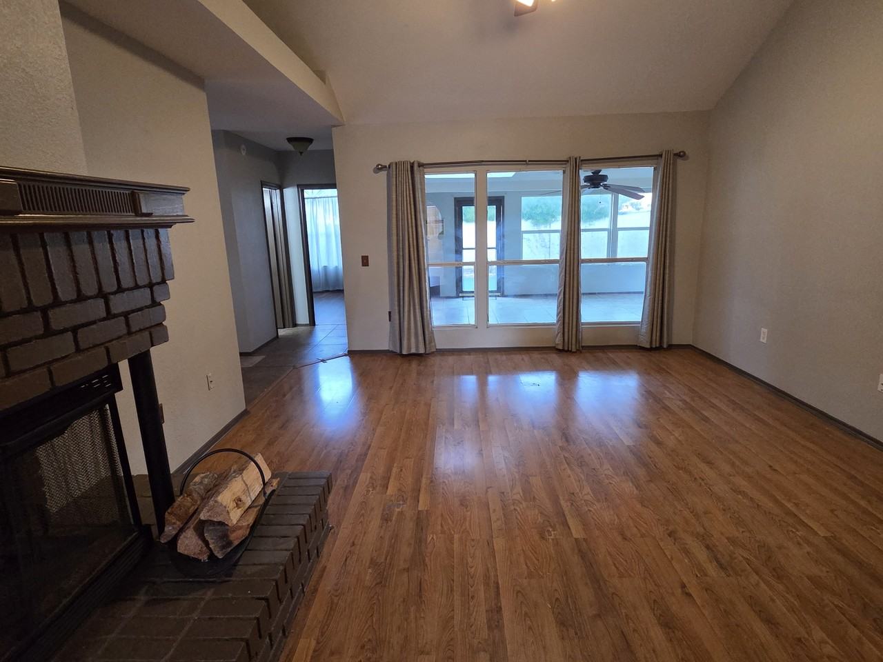 1220 E Campbell Ave #1 - Photo 5 of 22