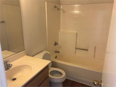 1629 Orchid Ln #D - Photo 7 of 9