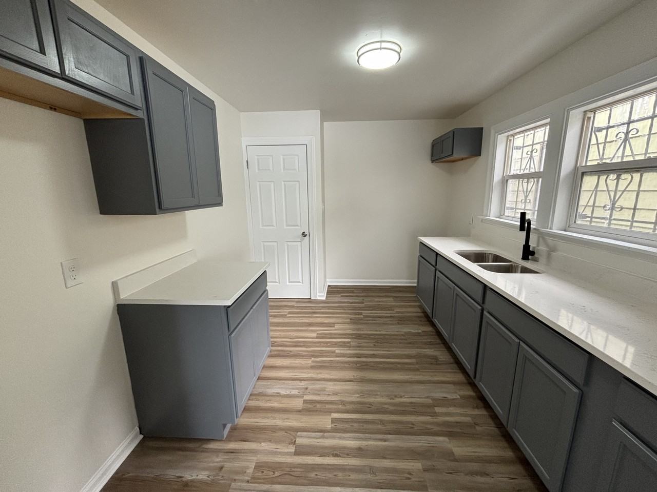 575 Durbin St #1 - Photo 6 of 20