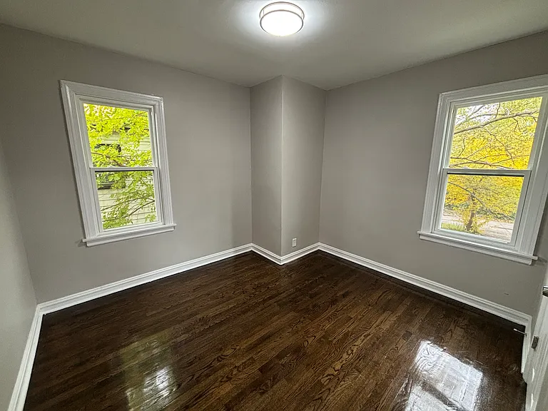 366 Taft Pl #1 - Photo 2 of 22